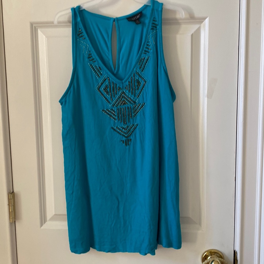 Apt. 9 Sleeveless Turquoise Beaded Tunic Top. Size Small